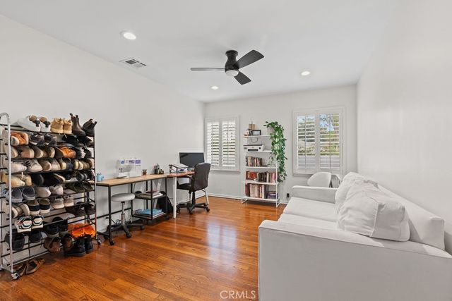 2450 Bonnie Brae, Santa Ana, CA 92706