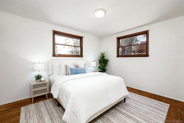 5858 Riley St, San Diego, CA 92110