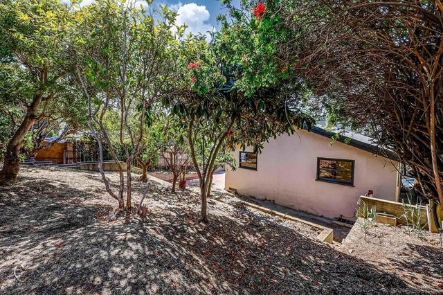 5858 Riley St, San Diego, CA 92110