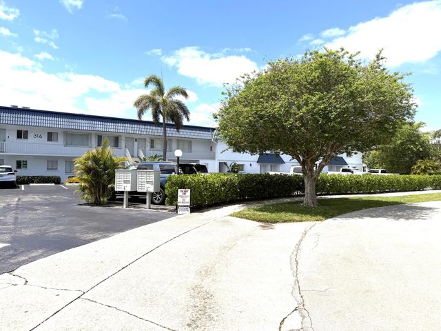 316 Southwind Court 103, North Palm Beach, FL 33408