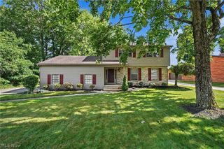 1372 Doncaster Drive, Youngstown, OH 44511