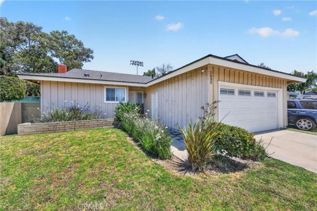 1633 E Clarion, Carson, CA 90745