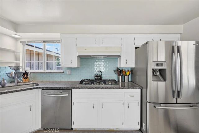 1633 E Clarion, Carson, CA 90745