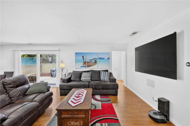 1633 E Clarion, Carson, CA 90745