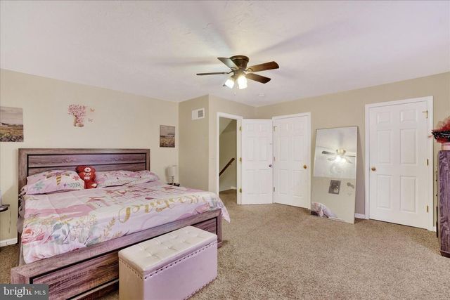 836 W LOCUST ST, York, PA 17401