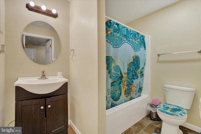 836 W LOCUST ST, York, PA 17401