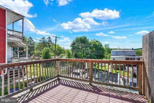 836 W LOCUST ST, York, PA 17401