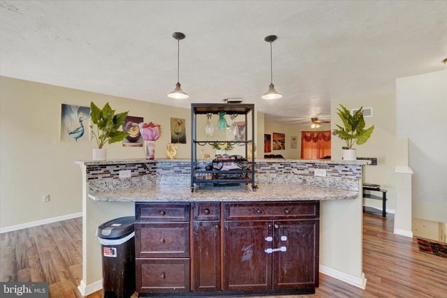 836 W LOCUST ST, York, PA 17401