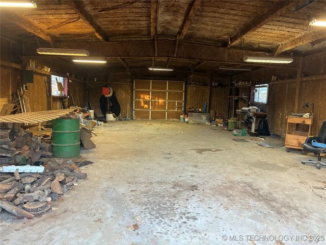 9186 Larkspur Lane, Kingston, OK 73439