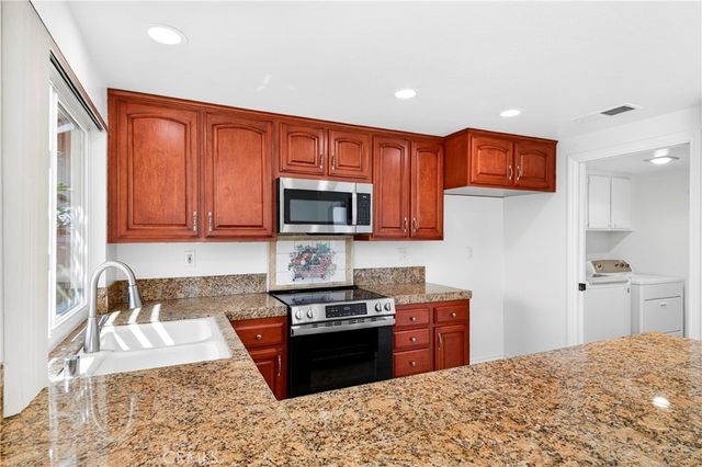 11 Milazzo, Irvine, CA 92620