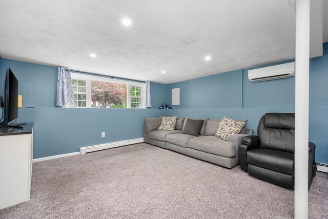 17 Colony Ave, Bourne, MA 02532