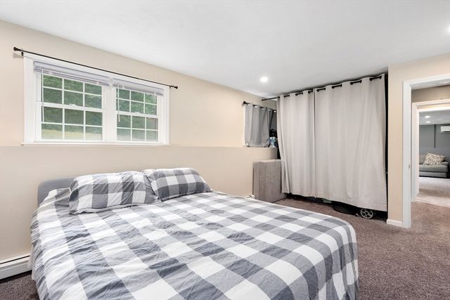 17 Colony Ave, Bourne, MA 02532