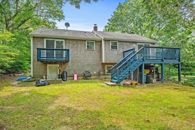 17 Colony Ave, Bourne, MA 02532