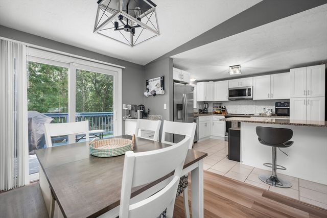 17 Colony Ave, Bourne, MA 02532