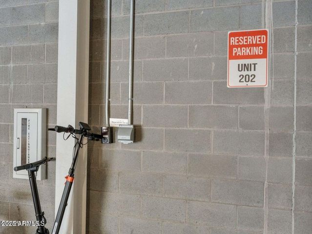 207 S BEAVER Street 202, Flagstaff, AZ 86001