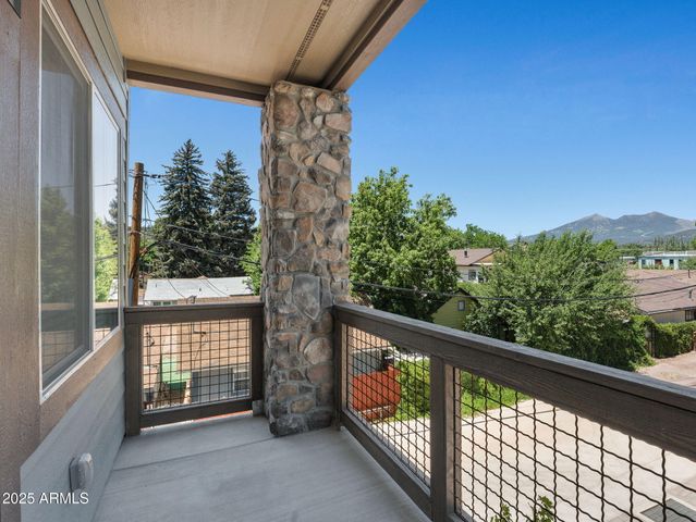 207 S BEAVER Street 202, Flagstaff, AZ 86001