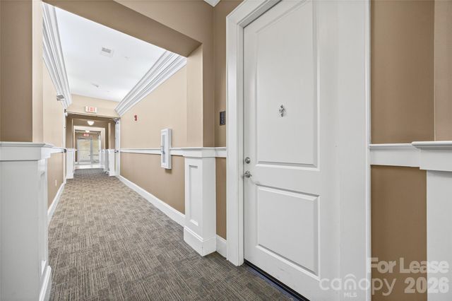 2938 Selwyn Avenue 108, Charlotte, NC 28209