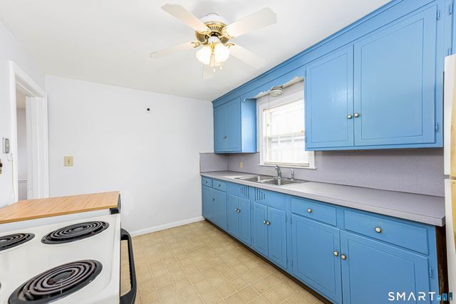 84 Piper Road, Hamden, CT 06514