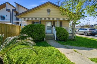 406 E 34th Street, Houston, TX 77018