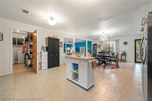 1424 Northwoods Drive, Alma, AR 72921