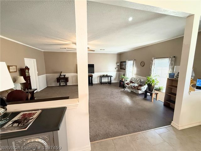 1424 Northwoods Drive, Alma, AR 72921