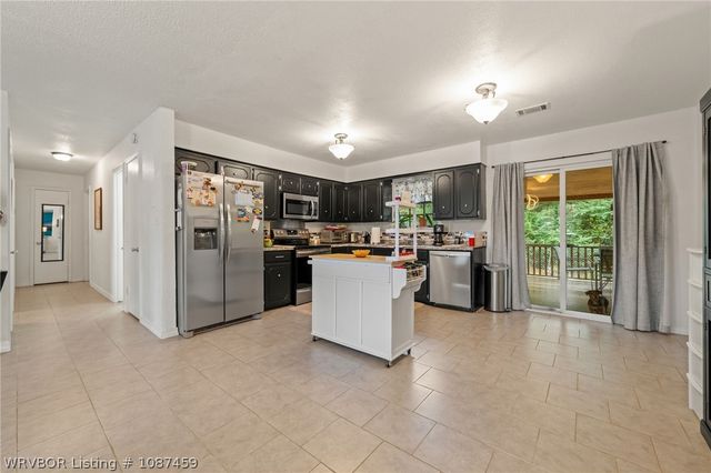 1424 Northwoods Drive, Alma, AR 72921