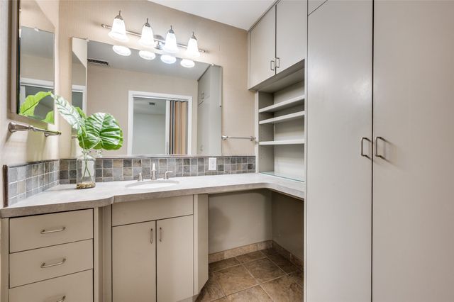 1810 Socorro Lane, Irving, TX 75061
