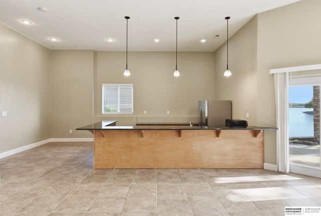 8803 OAKDALE Court, Plattsmouth, NE 68048