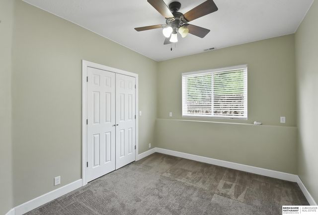 8803 OAKDALE Court, Plattsmouth, NE 68048