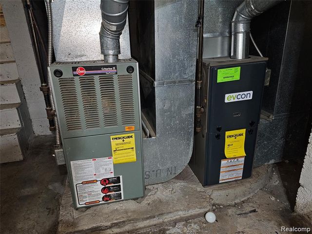 18391 Masonic, Fraser, MI 48026