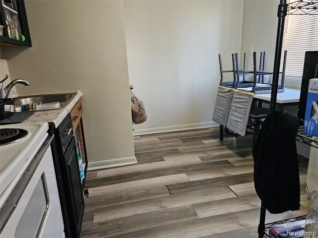 18391 Masonic, Fraser, MI 48026