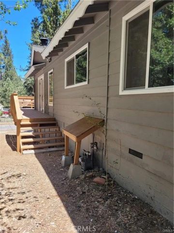 928 W Sherwood, Big Bear City, CA 92314
