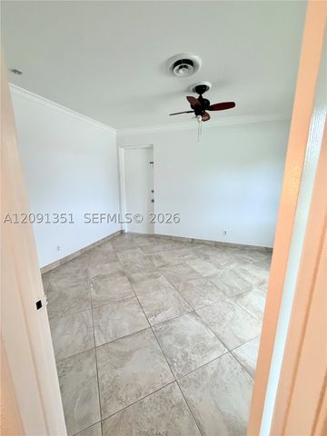 4529 NE 21st Ave 5, Fort Lauderdale, FL 33308
