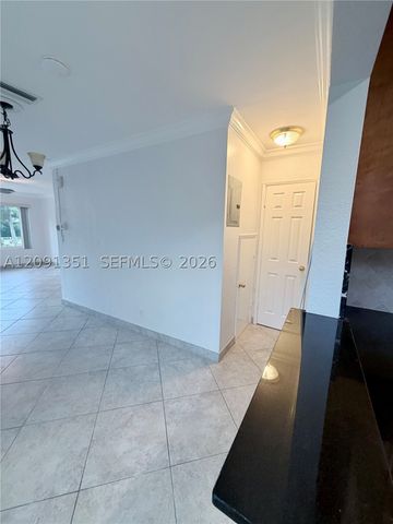 4529 NE 21st Ave 5, Fort Lauderdale, FL 33308