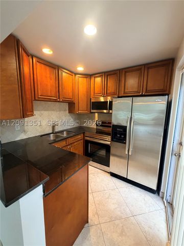 4529 NE 21st Ave 5, Fort Lauderdale, FL 33308