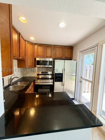 4529 NE 21st Ave 5, Fort Lauderdale, FL 33308