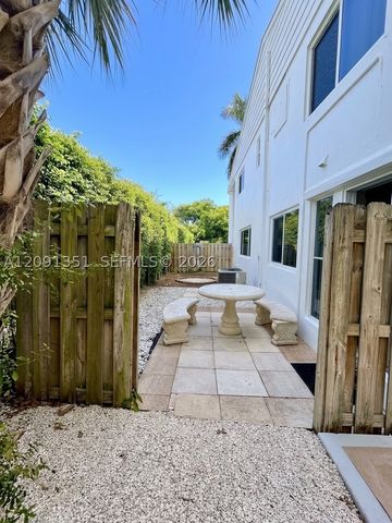 4529 NE 21st Ave 5, Fort Lauderdale, FL 33308