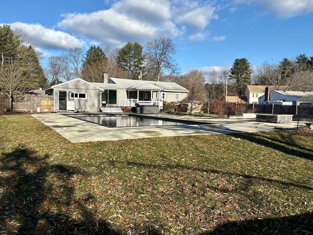 5 Wennerberg Road, Middleton, MA 01949