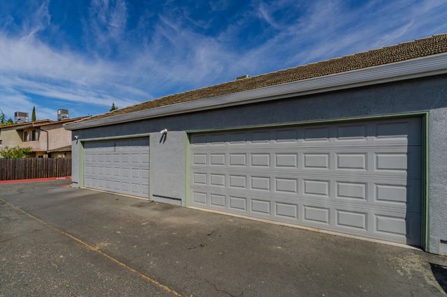 791 Saint Andrews Dr, Valley Springs, CA 95252