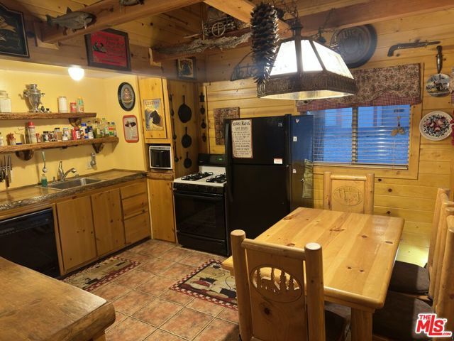 747 Pine Lane, Other - See Remarks, CA 92386