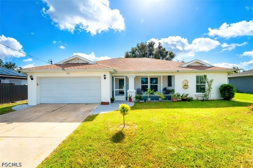 3221 NE 15th PL, Cape Coral, FL 33909