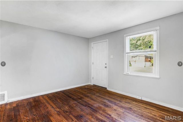 7032 Theodore Avenue, St Louis, MO 63136