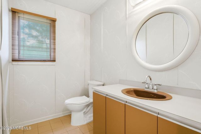 122 University Drive, Lincroft, NJ 07738