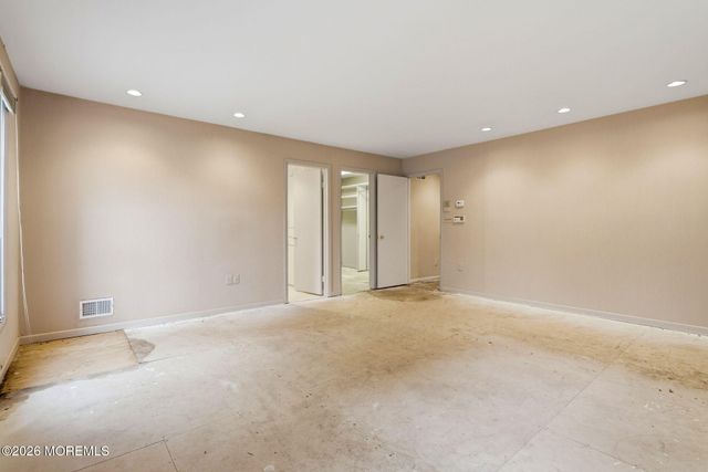 122 University Drive, Lincroft, NJ 07738