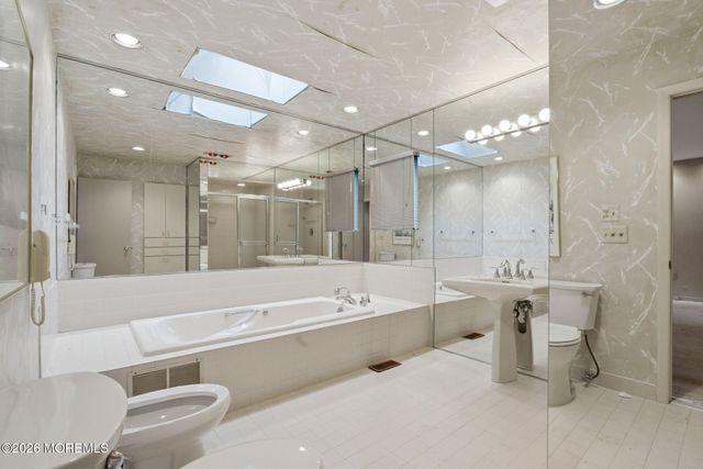 122 University Drive, Lincroft, NJ 07738