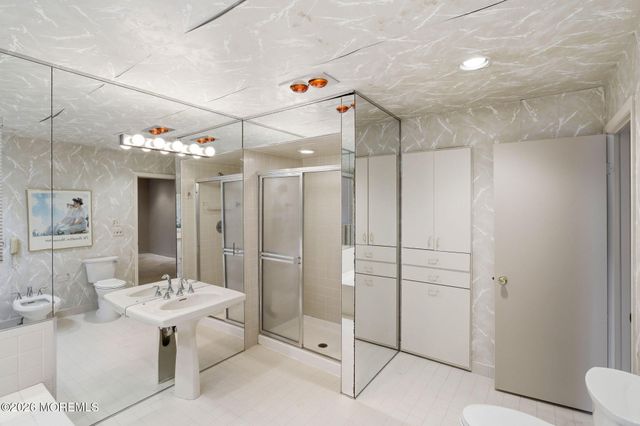 122 University Drive, Lincroft, NJ 07738