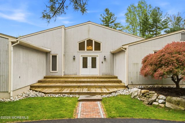 122 University Drive, Lincroft, NJ 07738