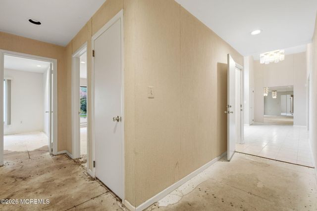 122 University Drive, Lincroft, NJ 07738