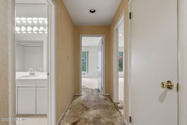 122 University Drive, Lincroft, NJ 07738