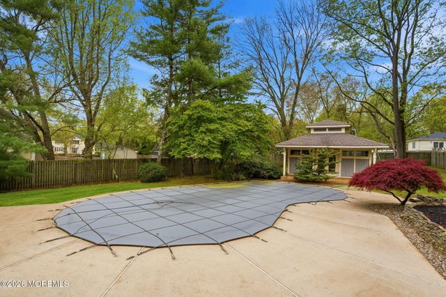 122 University Drive, Lincroft, NJ 07738